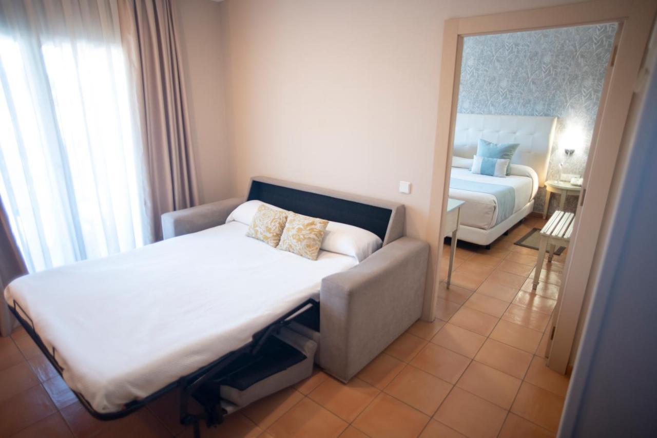 Alboran Algeciras 호텔 외부 사진